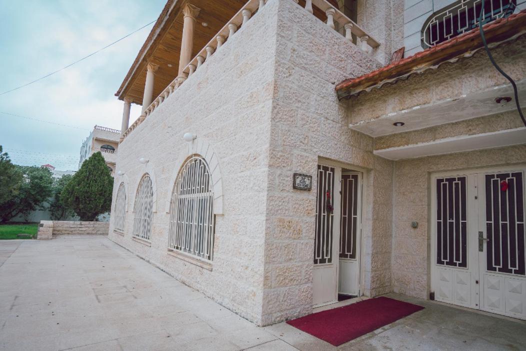 Karrain Villa-The Apartment Madaba Kültér fotó